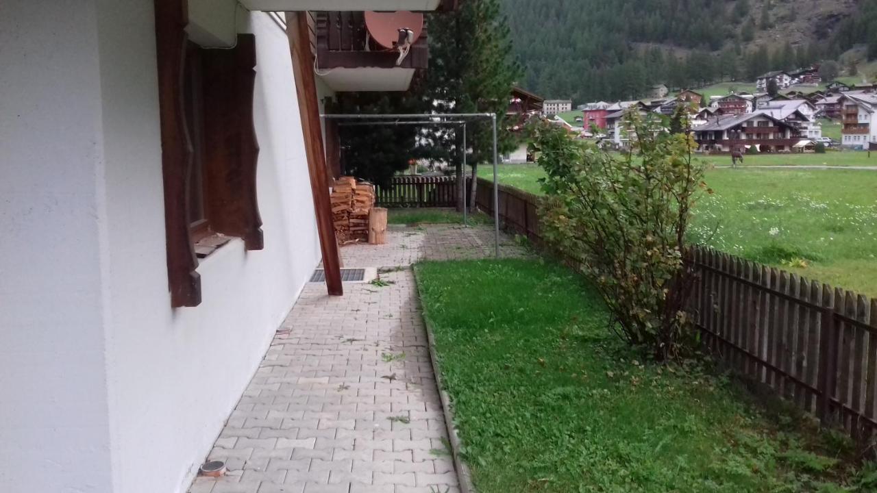 Free Cable Car & Bus In The Summer Haus L'Oree Saas-Grund Exteriör bild